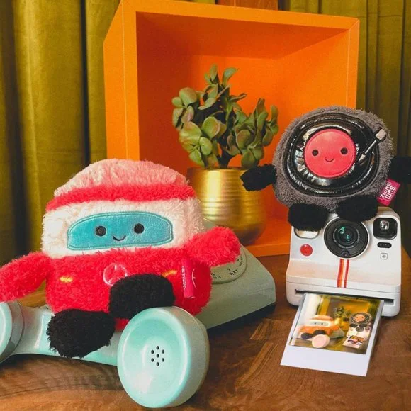 BUMBUMZ 7.5"  Randy the Vinyl Record GroovyBumz Collectible Stuffed Toy NWT - Picture 4 of 7